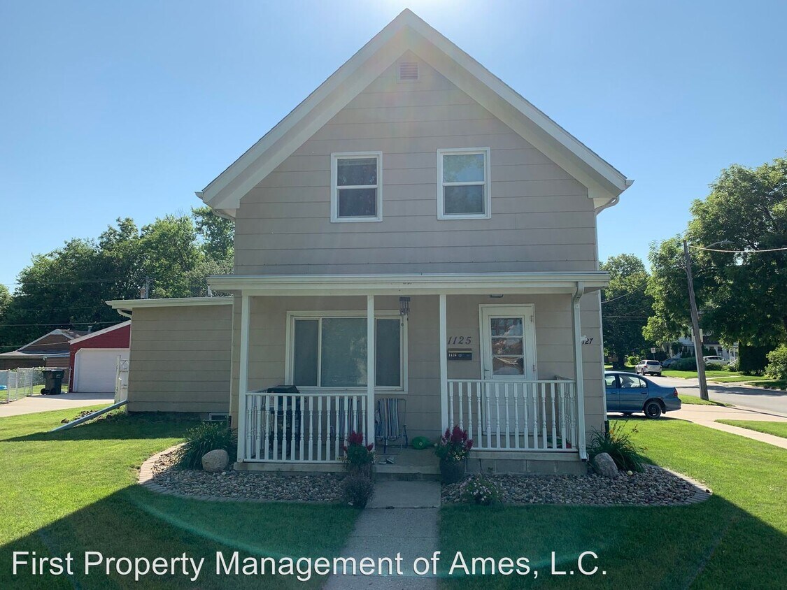 Foto principal - 1125-1127 Kellogg Ave