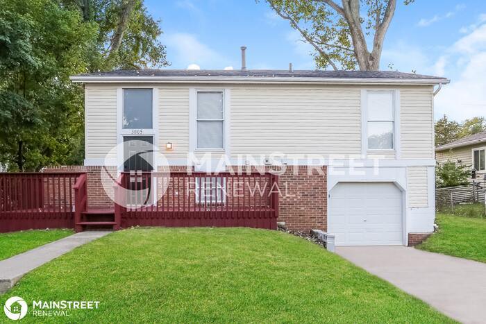 Primary Photo - 3005 Whitlow Road, Columbus, OH 43232