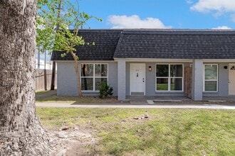 Building Photo - 2683 Gessner Rd