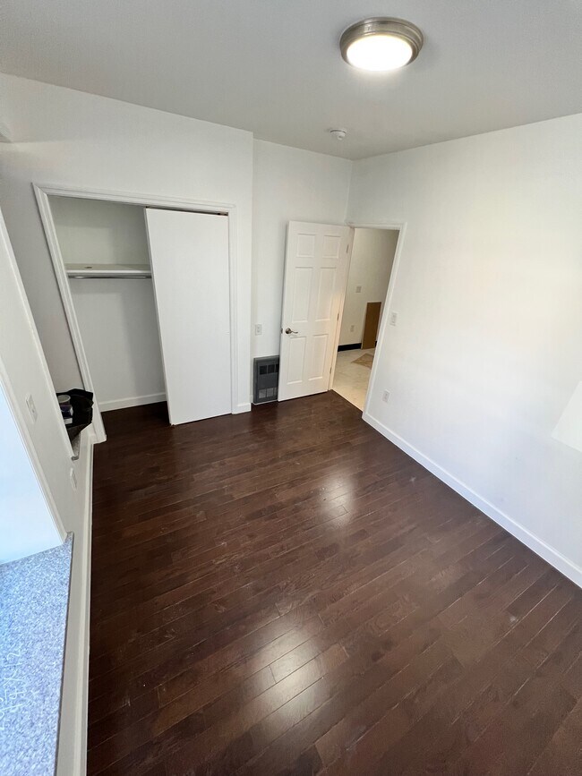 Foto del edificio - 758 46th St
