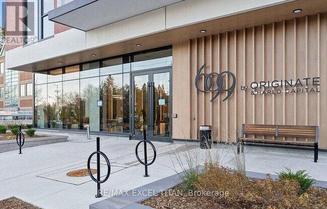 Building Photo - 699 Sheppard Ave E