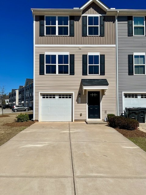 Building Photo - 106 Coldwater Creek Ct