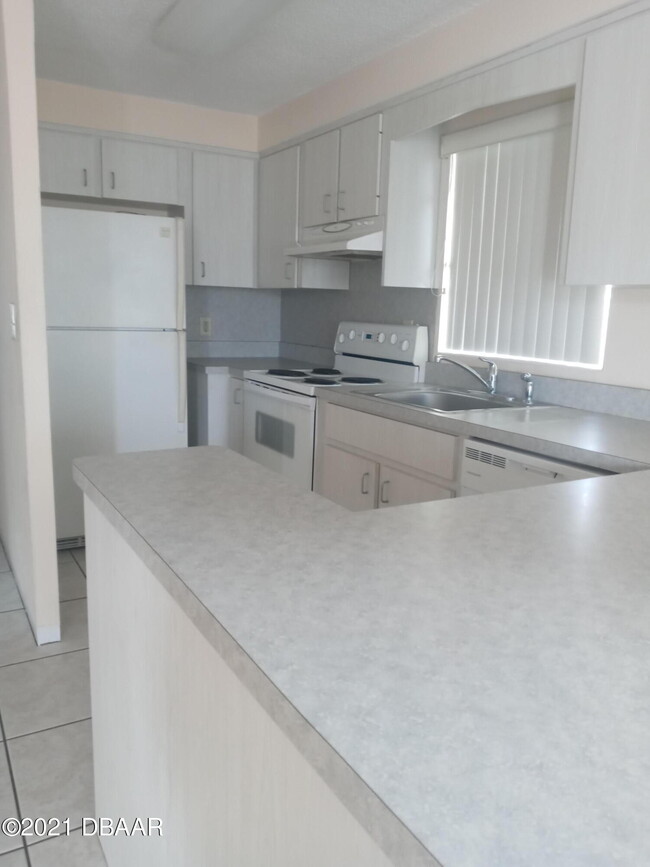 Foto del edificio - 3717 Cardinal Blvd