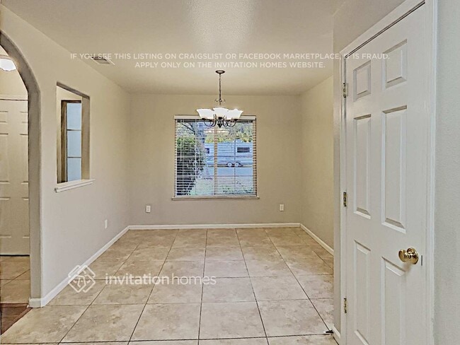 Building Photo - 405 3rd St