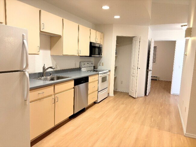 Foto del edificio - 1949 S 9th St W