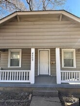 Building Photo - 4009 Flora Ave
