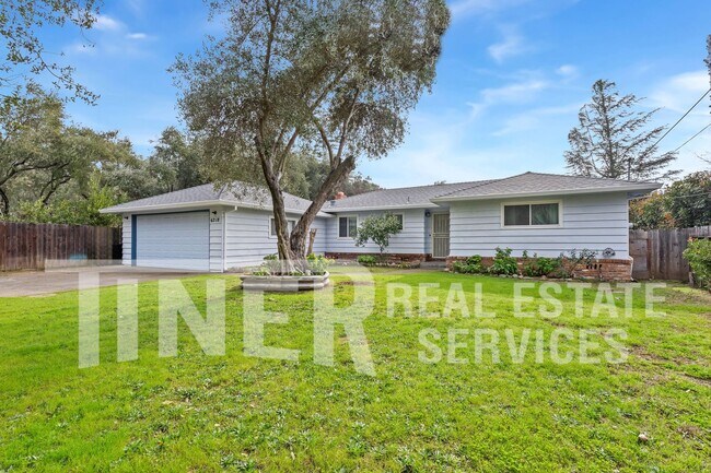 Foto del edificio - 6218 Stanley Ave