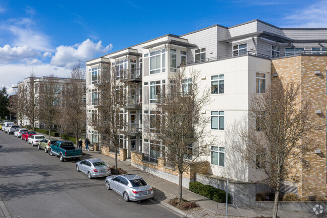 Building Photo - Kirkland Central Condominiums