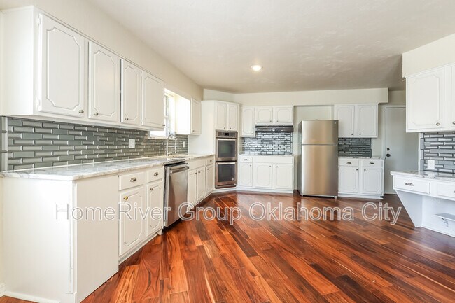 Building Photo - 11601 Blue Sage Rd