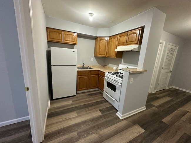 Foto del edificio - 347 Ridgewood Ave