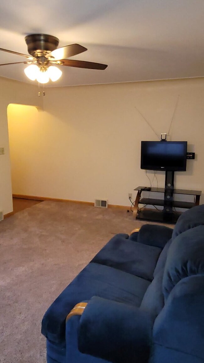 Foto del edificio - Koschak Properties