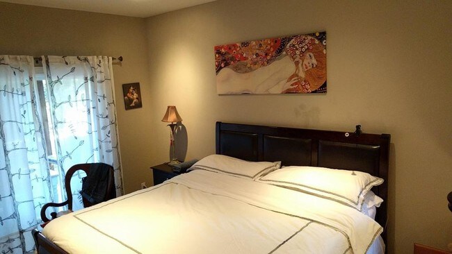 Foto del edificio - 540 Curie Dr