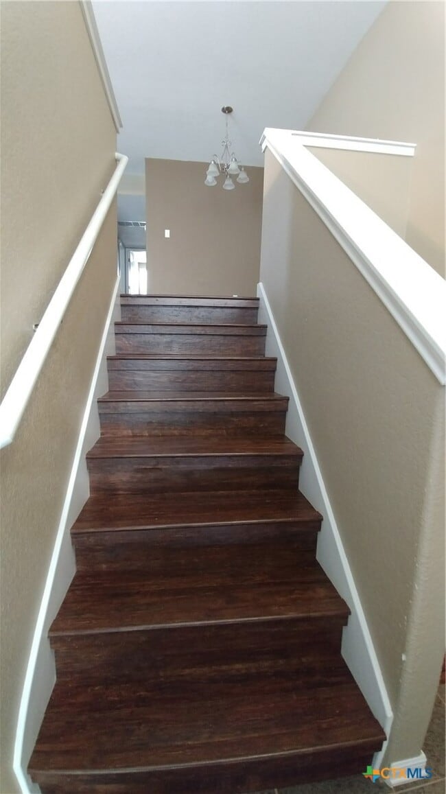 Building Photo - 112 Rush Haven