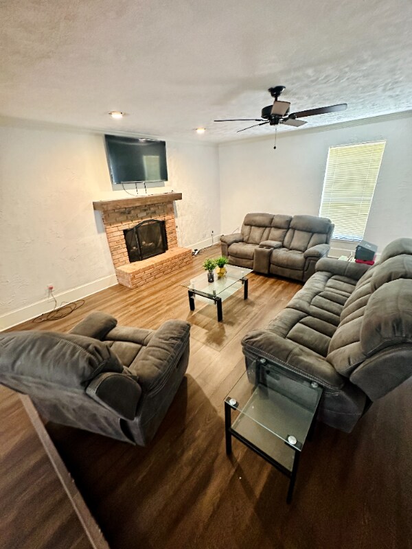 Foto del edificio - 1 Spring Cove