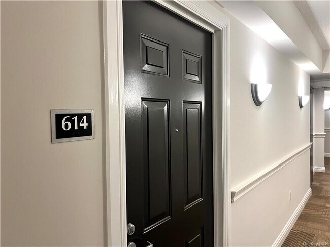 Foto del edificio - 300 Mamaroneck Ave