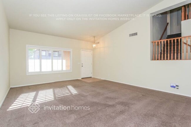 Building Photo - 8228 W Harmony Ln