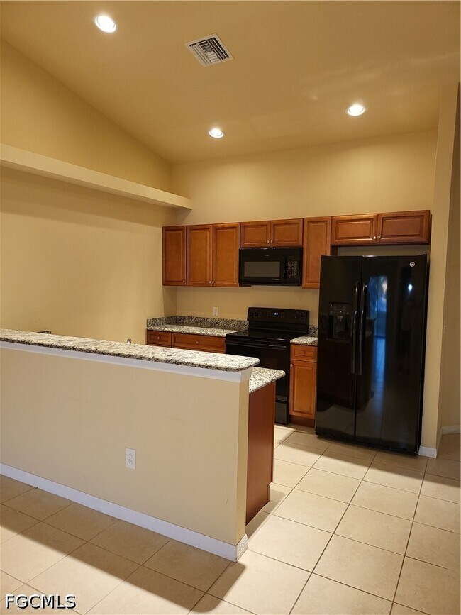 Foto del edificio - 4525 SW 8th Pl