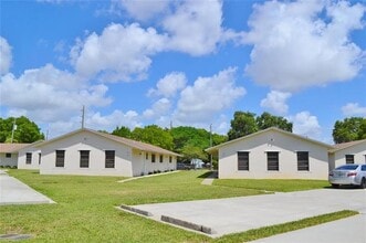 Building Photo - 203 N 59th Ave
