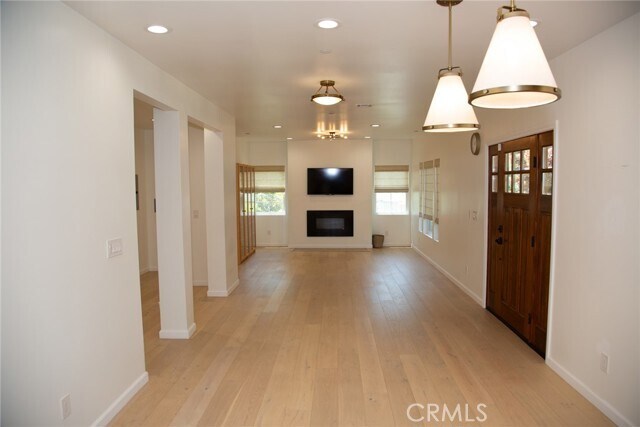 Foto del edificio - 448 Linwood Ave
