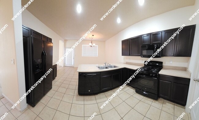 Building Photo - Spacious Two Story, 2 Bedrooms, 2.5 Bathro...