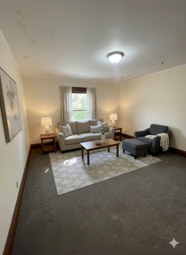 Building Photo - 723-723 1/2 South St