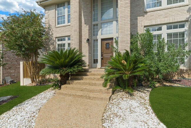 Building Photo - 4 Bedroom/3 Bath Mission Ridge Subdivision
