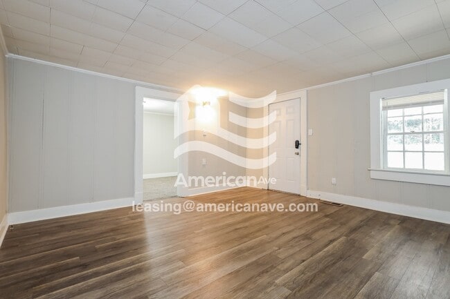 Building Photo - 1708 28th Ave