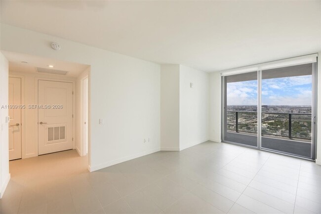 Building Photo - 1600 NE 1st Ave