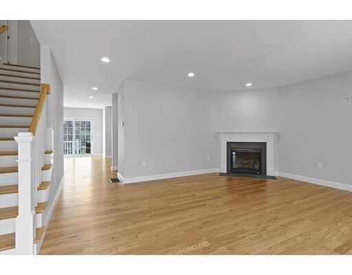 Building Photo - 149 Lowell Rd