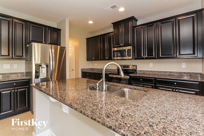 Building Photo - 2750 Cypress Oak Ln