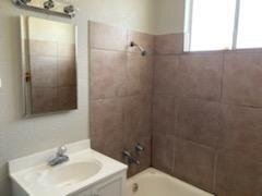 Foto del edificio - OUTSTANDING 1 BEDROOM AND 1 BATHROOM FOR L...