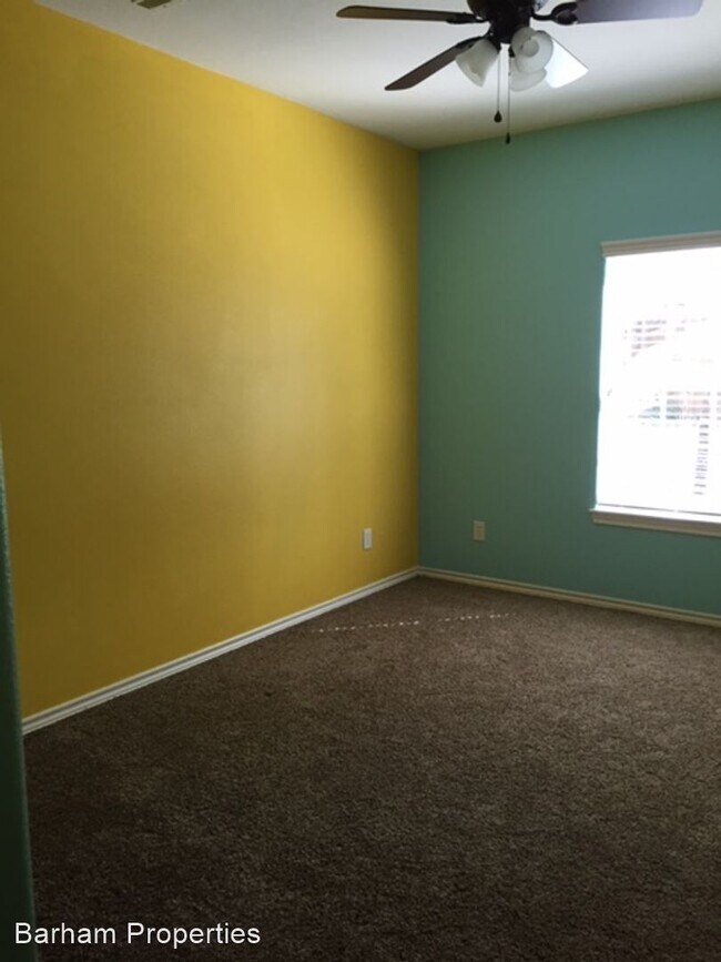 Foto del edificio - 3 br, 2 bath House - 436 Tower Rd.