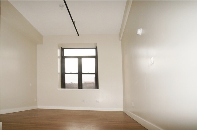 Foto del edificio - 53 S 11th St