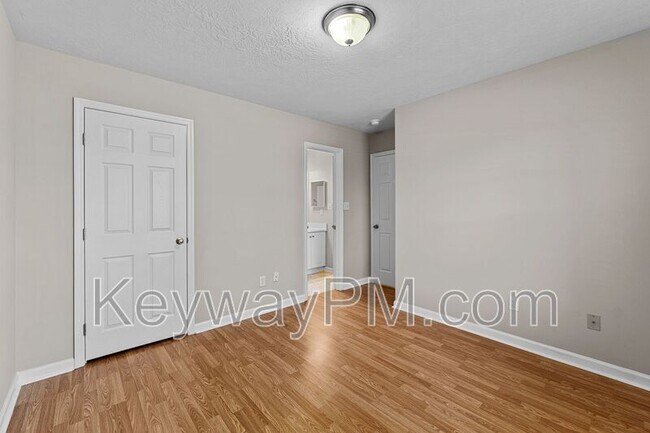 Building Photo - 5179 Aruba Cir