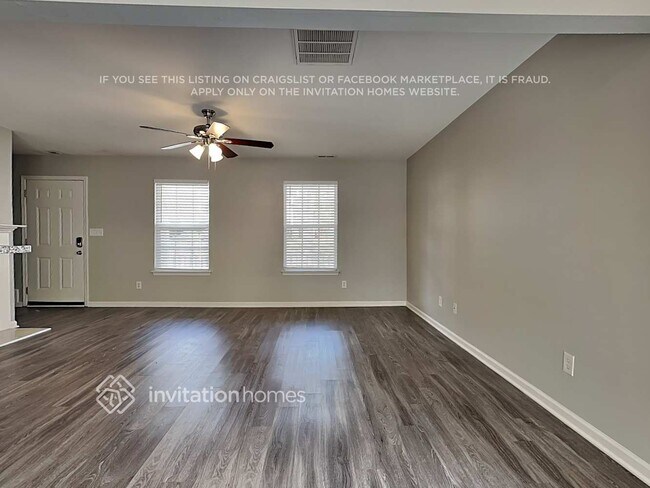 Foto del edificio - 12122 Stewarts Crossing Dr