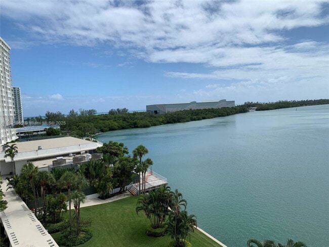 Photo - 500 Bayview Dr Apartment