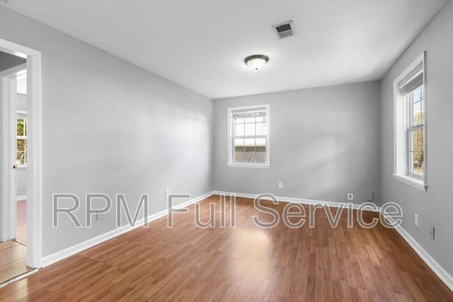 Photo - 712 Myrtle St House