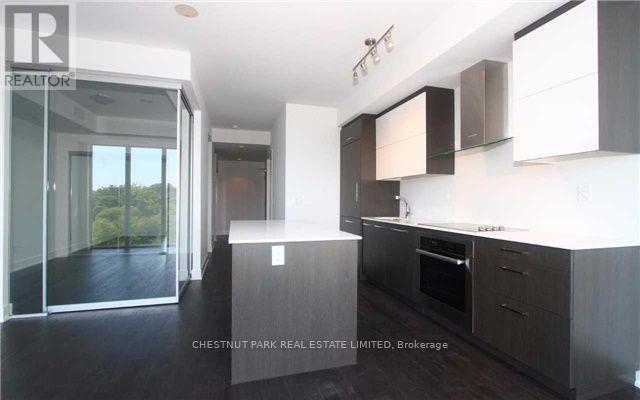 Photo du bâtiment - 3018 Yonge St