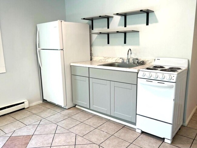 Foto del edificio - 1294 US-1 Apt F