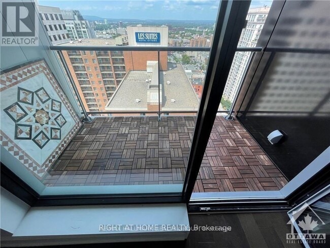 Photo du bâtiment - 20 Daly Ave