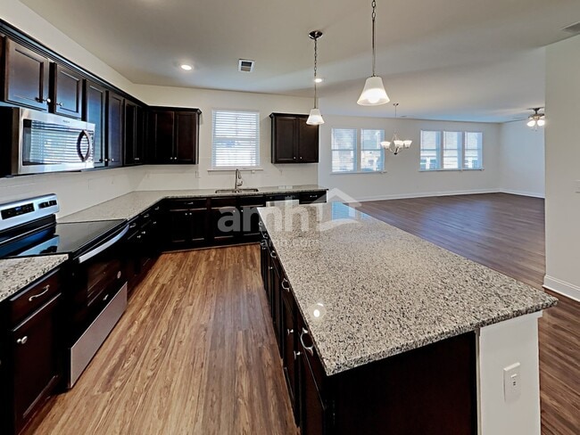 Foto del edificio - 123 Rivulet Dr