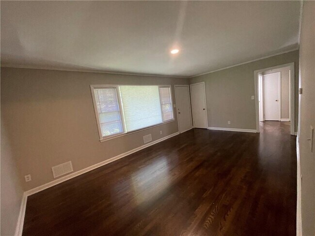 Foto del edificio - 3043 Glendale Ct