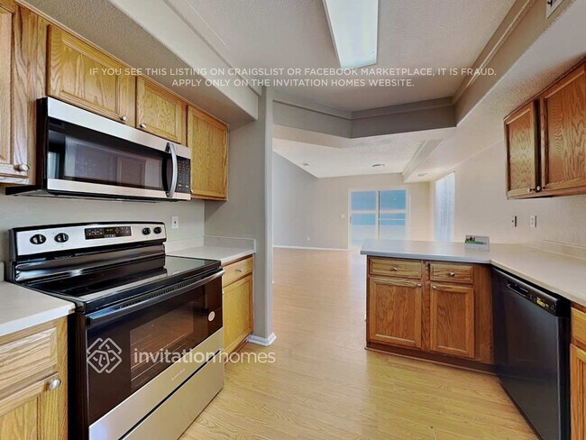 Foto del edificio - 21571 E 40th Ave