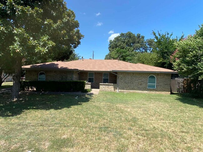 Building Photo - 1017-1019 Mullins Street