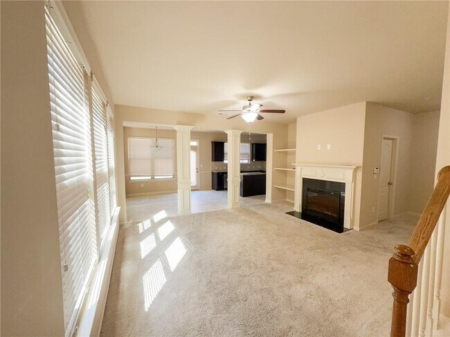 Foto del edificio - 6265 Story Cir