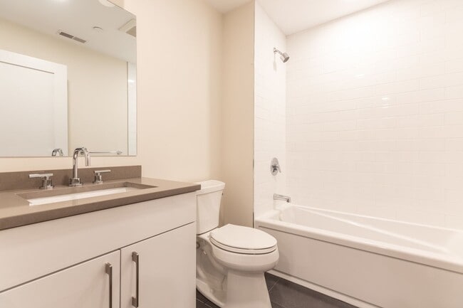 Photo - No Brokers Fee, 5 Bed. 2 Full Bathrooms in South End, Eat-in Kitchen, Big Bedrooms, Laundry on a ... Apartment