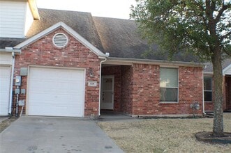 Building Photo - 118 Seva Ct