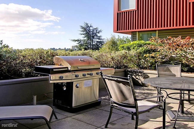 Foto del edificio - 421 3rd Ave W