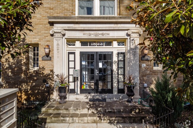 Entrance - 1823 Newton St NW