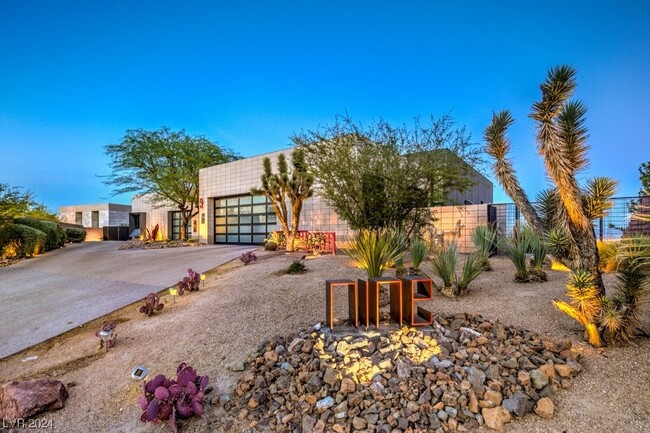 Foto del edificio - 9 Hawk Ridge Dr